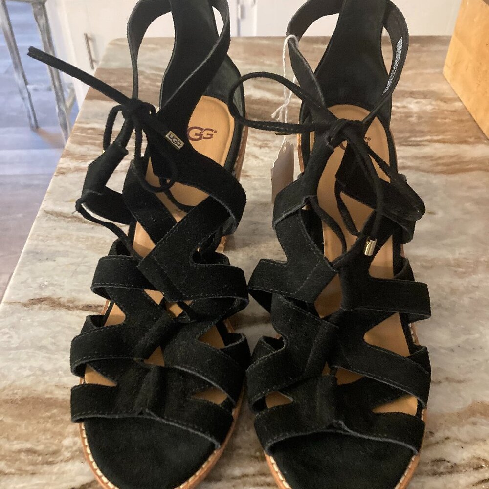 Black UGG size 11 suede strappy shoe